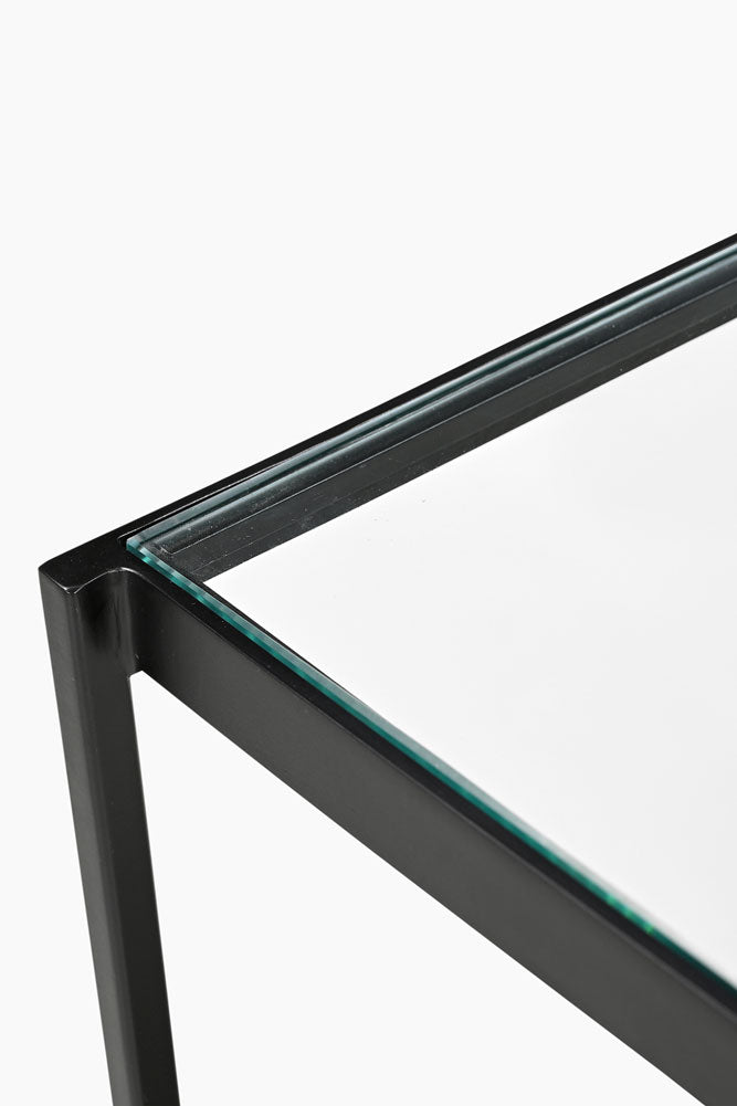 Belle table d'appoint en métal bruni et verre