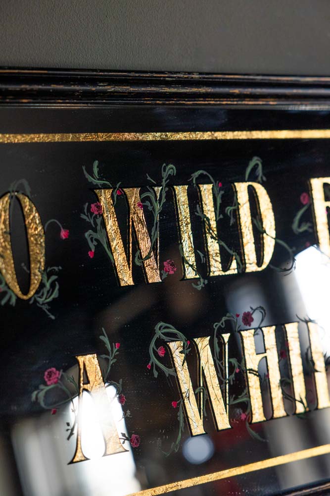 Miroir décoratif « Go Wild For A While »