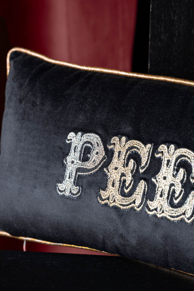 Coussin Peep Show brodé doré
