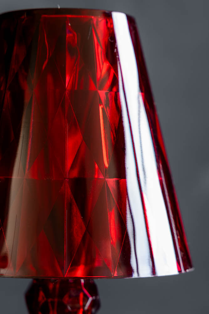 Lampe de table rechargeable rouge à intensité variable