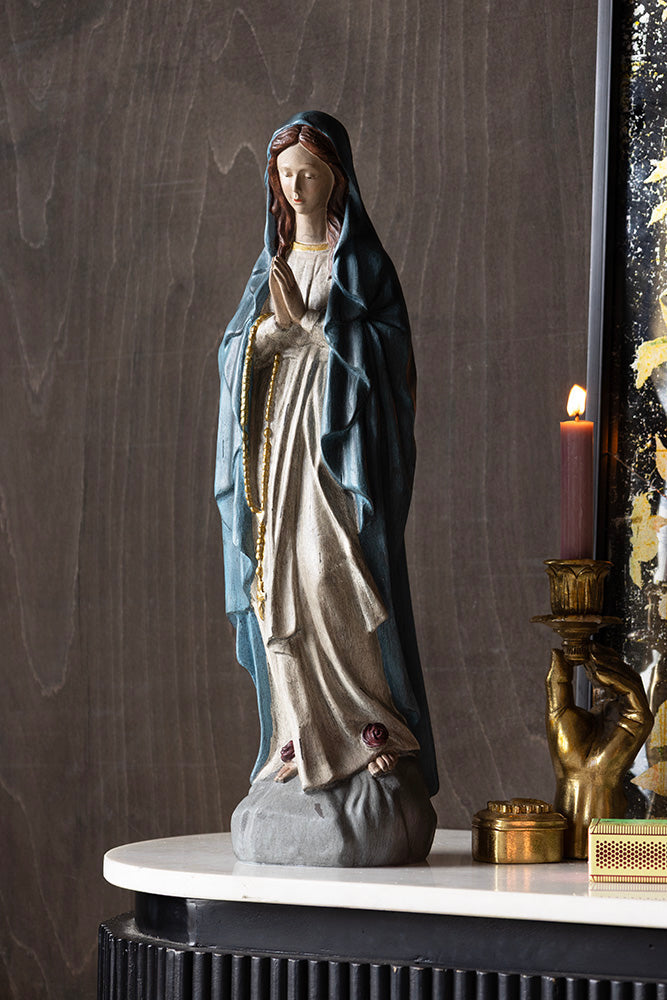 Ornement de style antique Santa Maria Have Faith