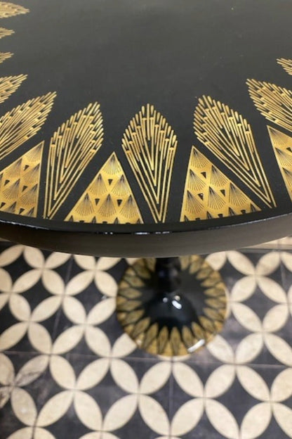 Table d'appoint Art déco noire et dorée - ÉCHANTILLON