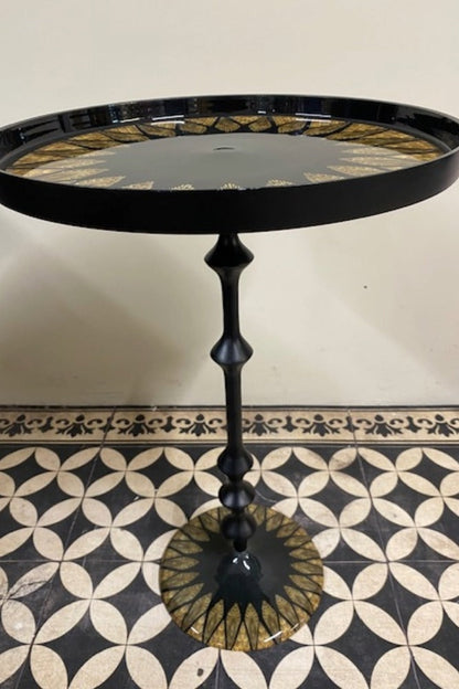 Table d'appoint Art déco noire et dorée - ÉCHANTILLON
