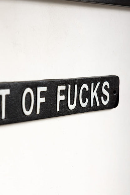 Panneau mural « Fresh Out Of Fucks »