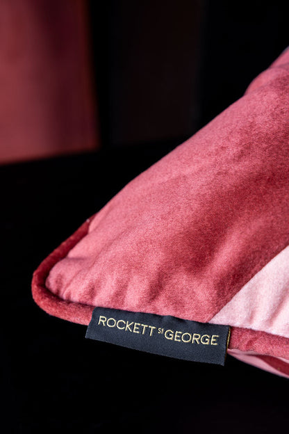 Coussin étoile brodée rose et rouge