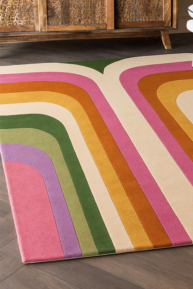Le tapis rétro Romy rose - Disponible en 3 tailles