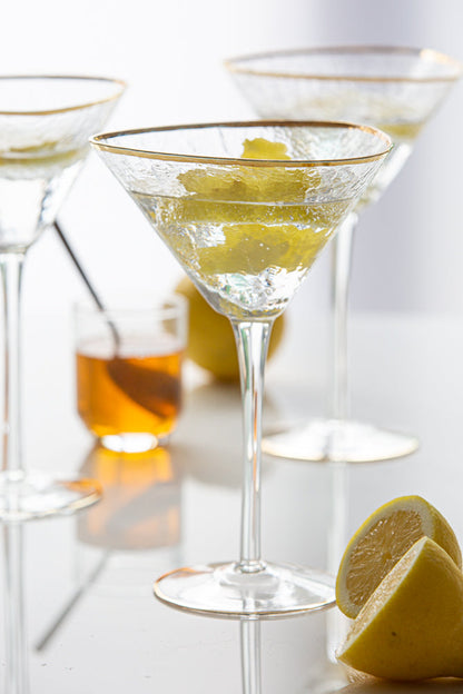 Verre à cocktail bio avec bord doré