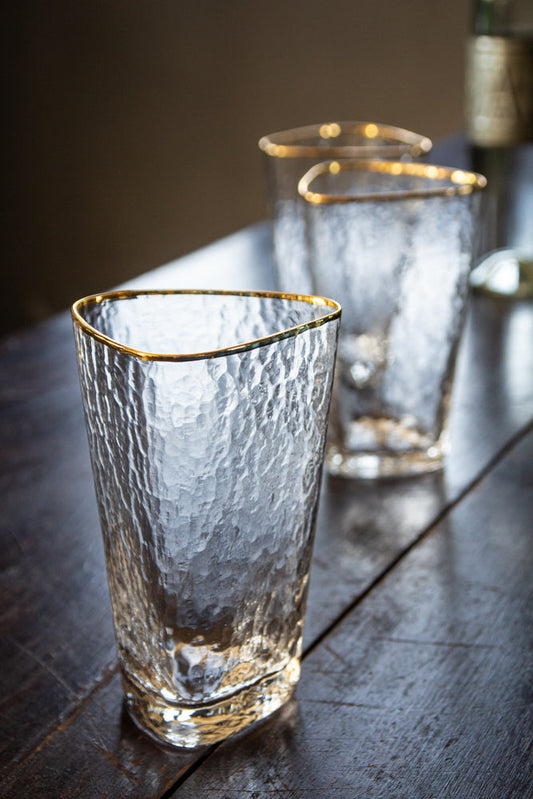Verre highball organique avec bord doré